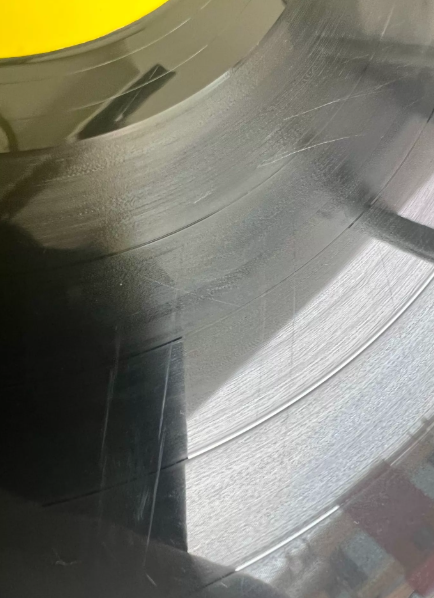 Lü Fang – Crescent Moon China Press LP