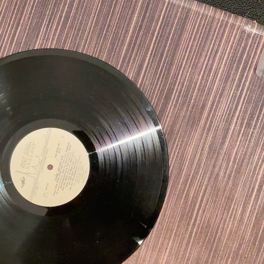 Queen – Greatest Hits (1981 Soviet EMI Vinyl LP)