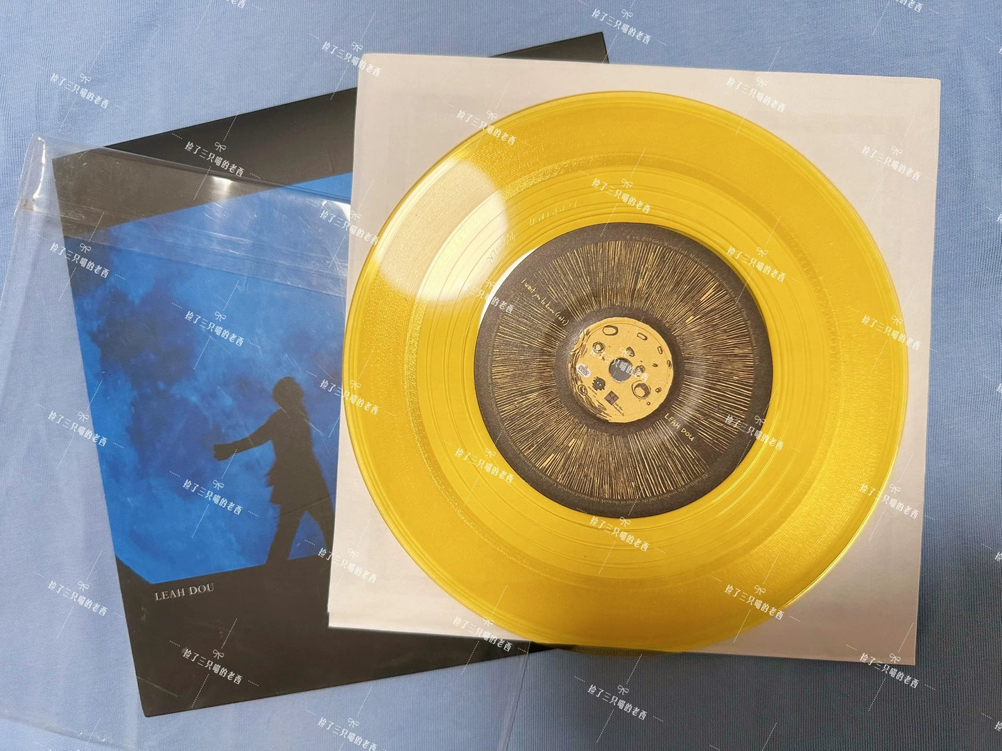 Leah Dou 窦靖童 – I Want You To Know (Ferrero Yellow 7-inch Vinyl)