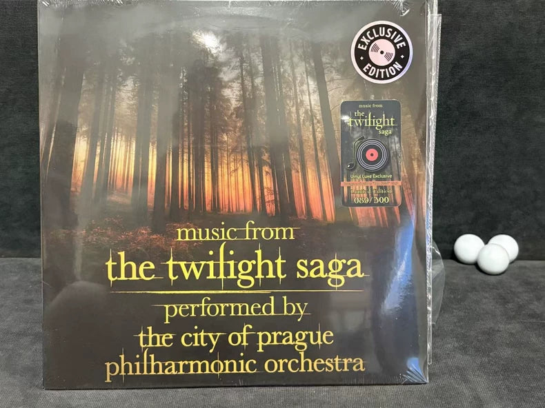 The City of Prague Philharmonic Orchestra – Music from the Twilight Saga – Orange Vinyl (2LP)