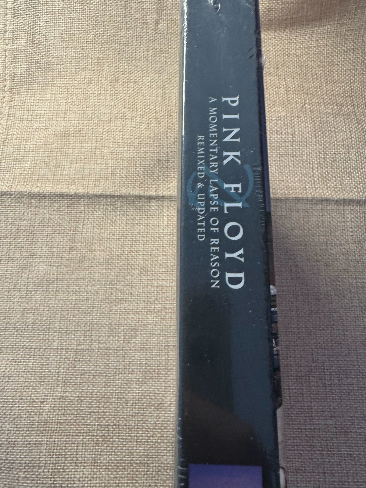 Pink Floyd – A Momentary Lapse of Reason – Remixed and Updated CD + DVD – actual item photograph 3