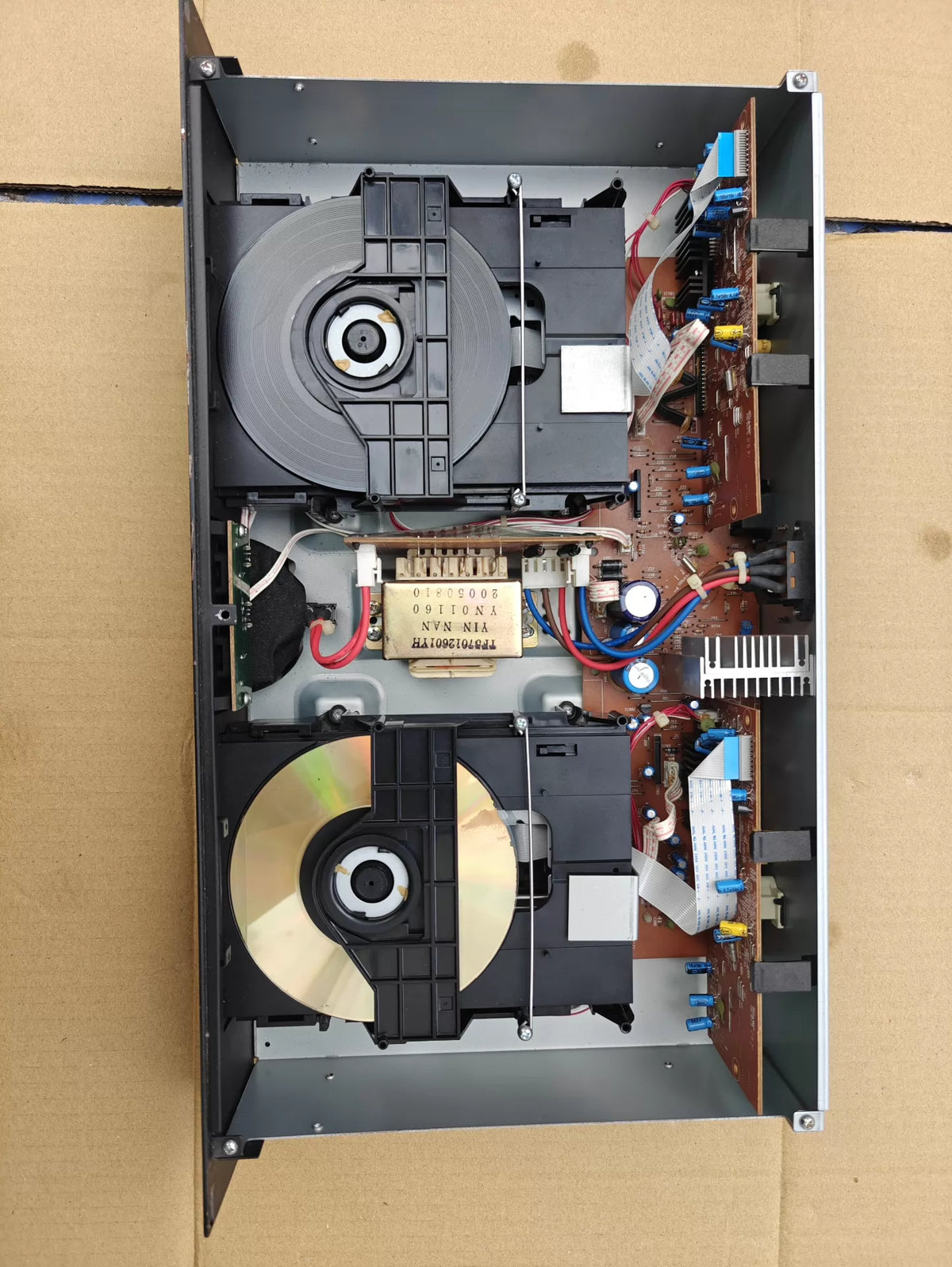Numark CDN25 – Dual CD Player & Controller – actual item photograph 9