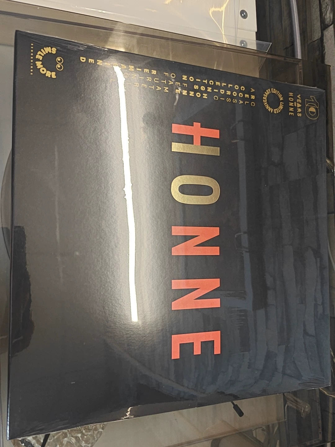 HONNE – 10th Anniversary; actual item