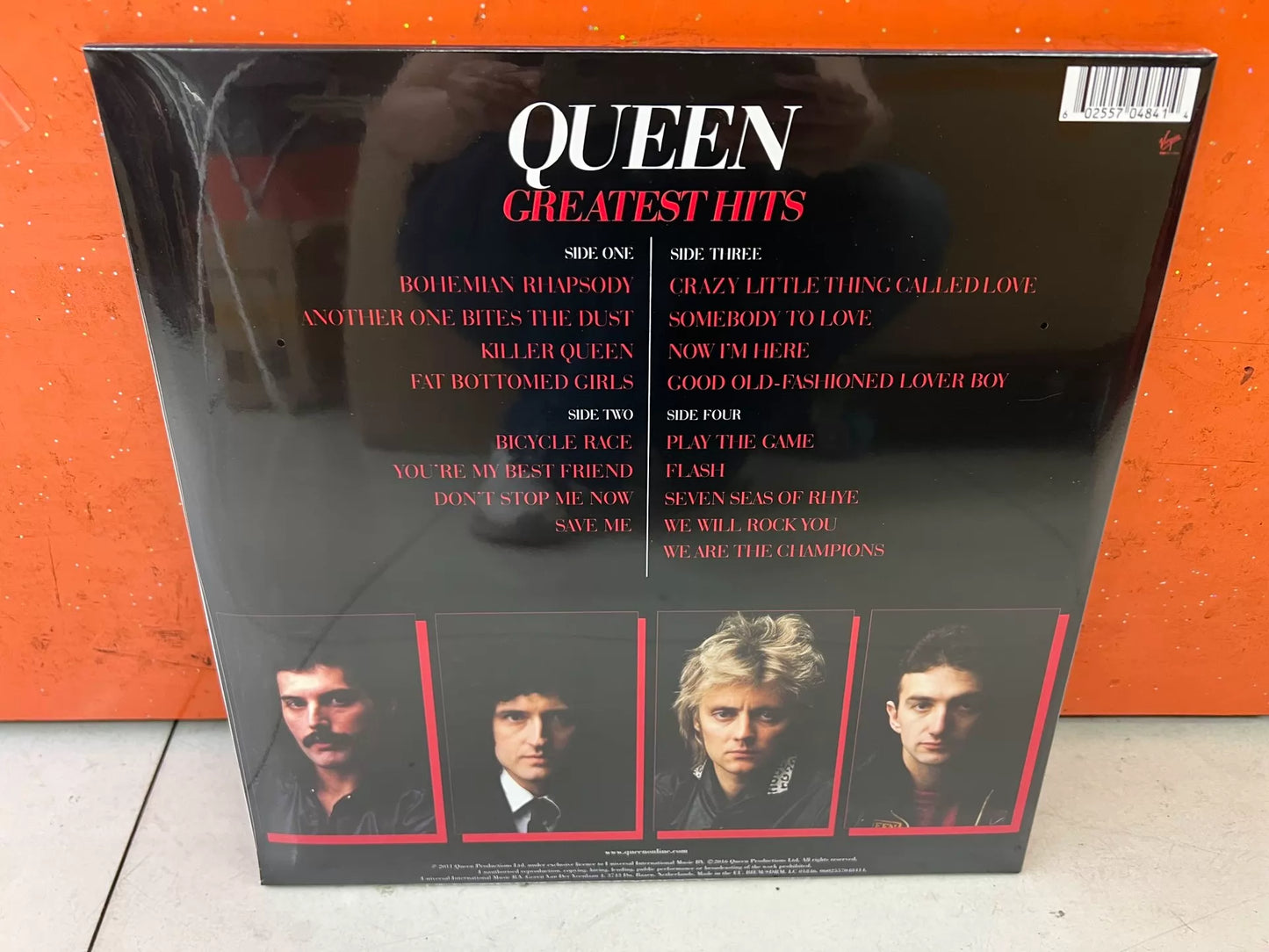 Queen – Greatest Hits – Vinyl (2LP) — photo 3