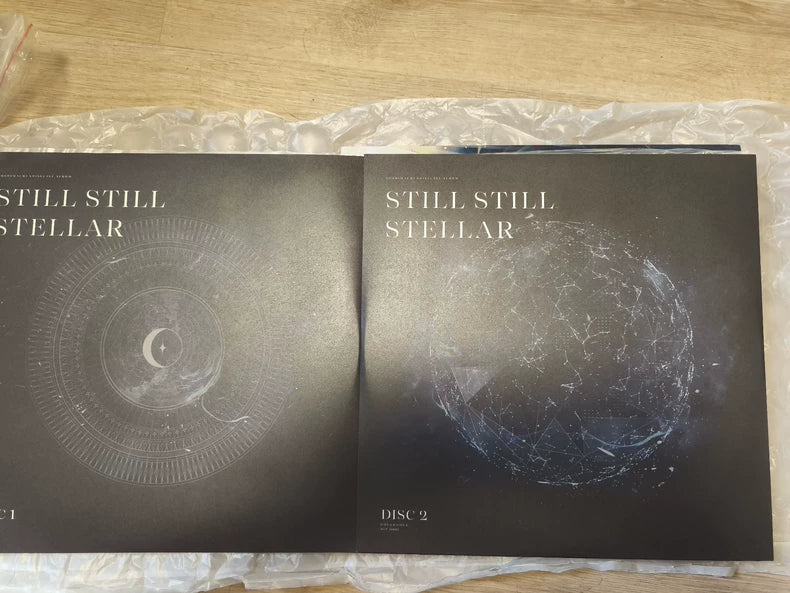 Hoshimachi Suisei – Still Still Stellar – Limited Vinyl LP with Bonus Folder – actual product photo 4