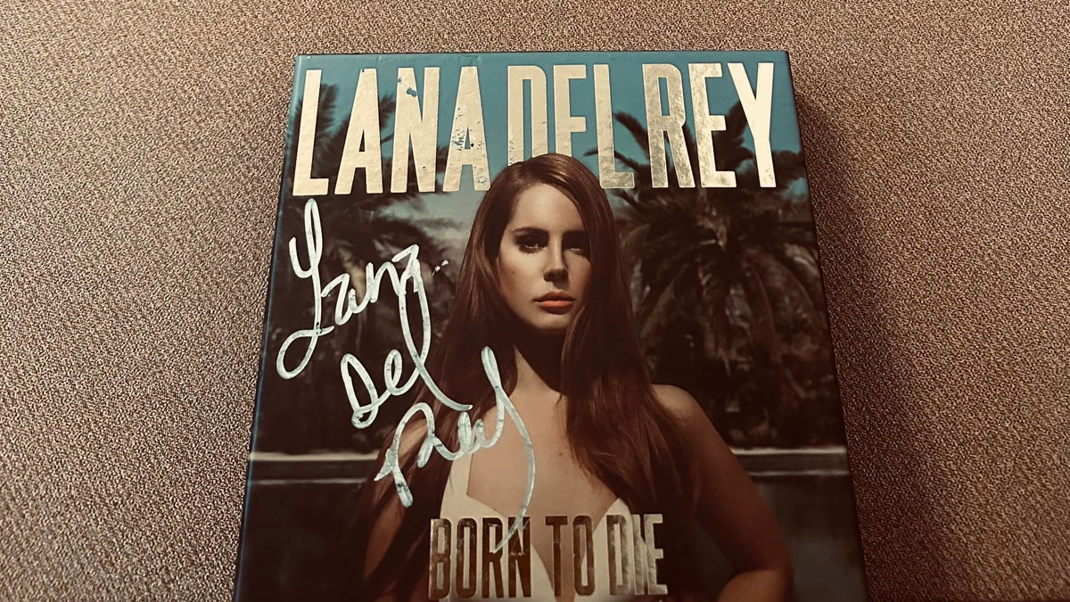 Lana Del Rey – Born to Die / Paradise – Signed Box Set