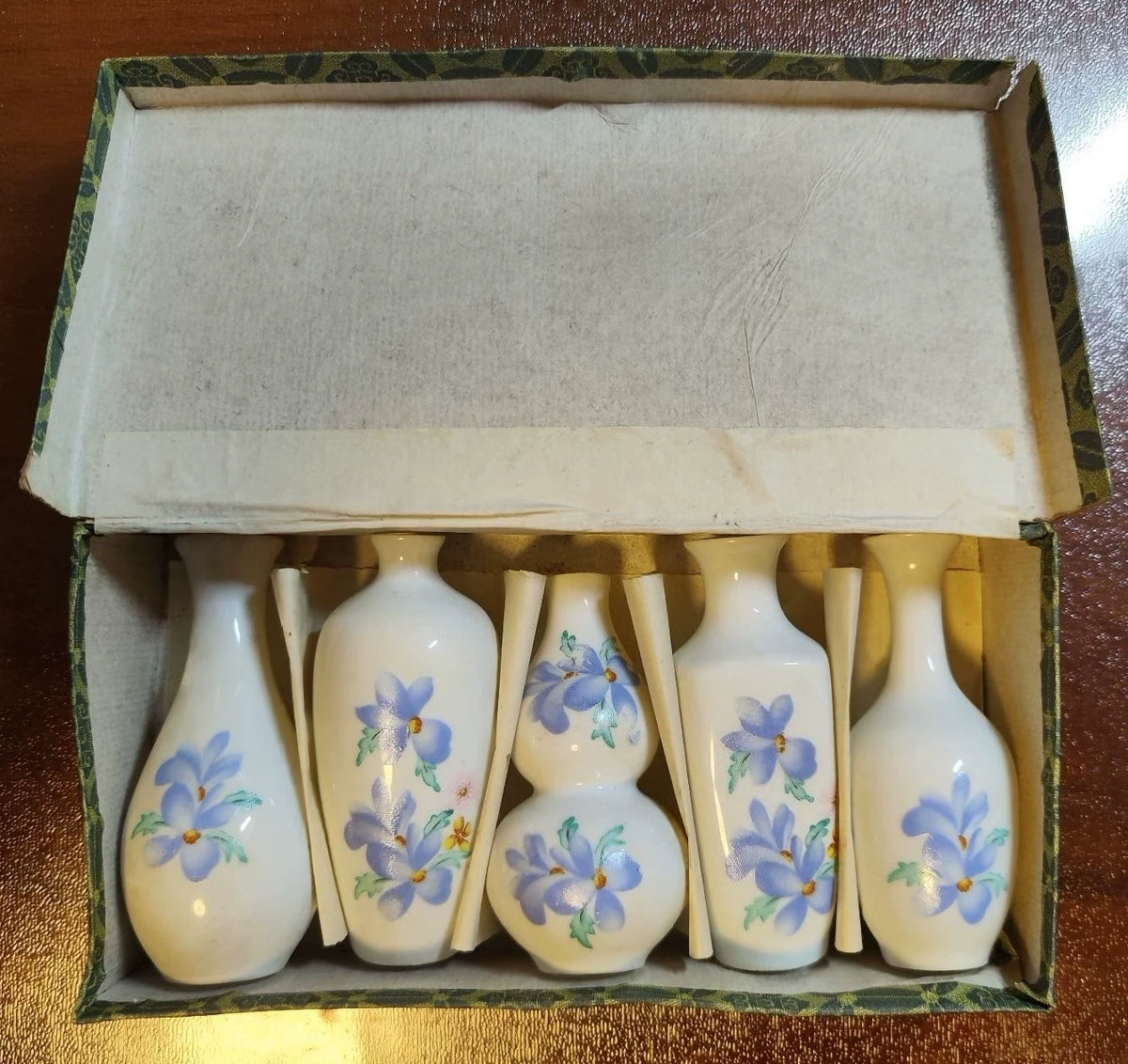 Jingdezhen thin porcelain mini vase set of five