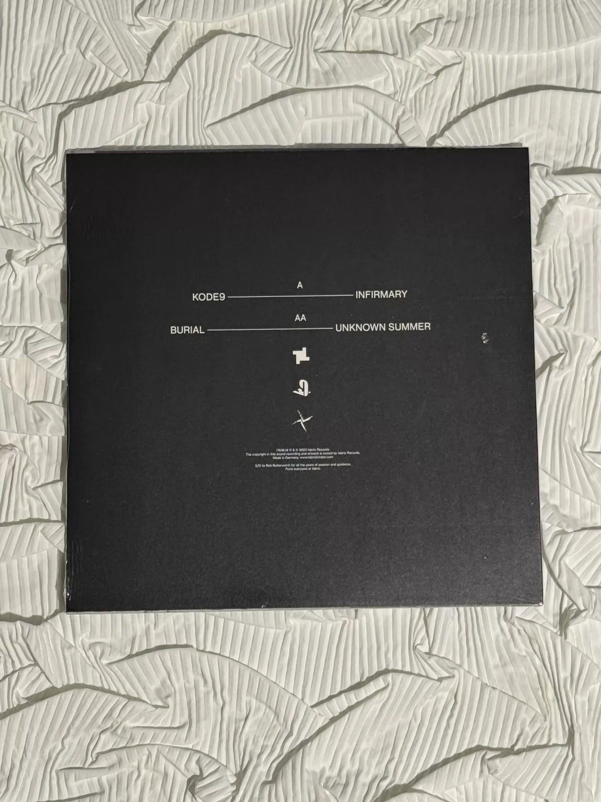Kode9 / Burial – Infirmary – Clear Vinyl (12-inch) – photo 4