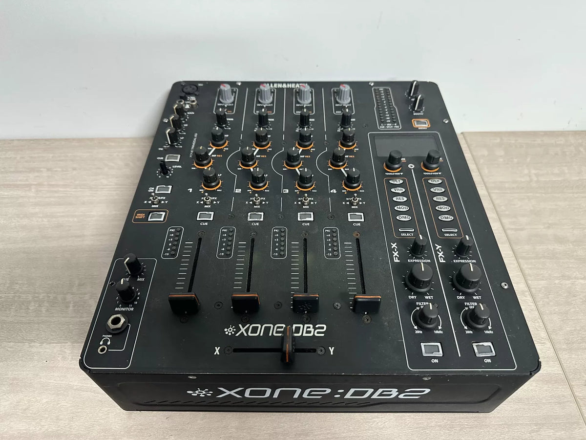 Allen & Heath Xone:DB2 DJ Mixer