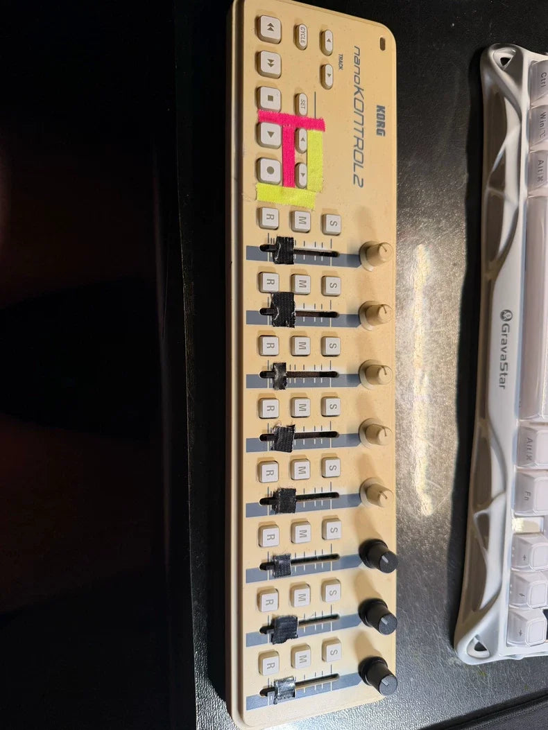 KORG nanoKONTROL2 – White MIDI Controller