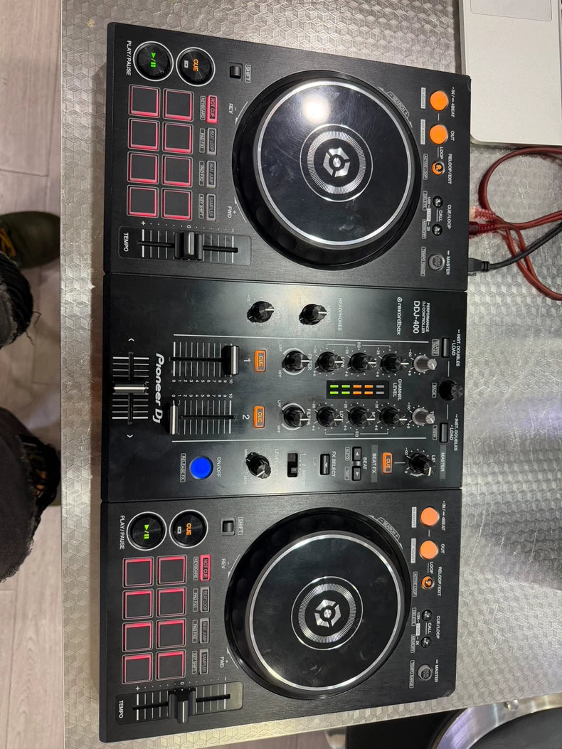 Pioneer DJ DDJ-400 – Controller, Speakers and Headphones Set
