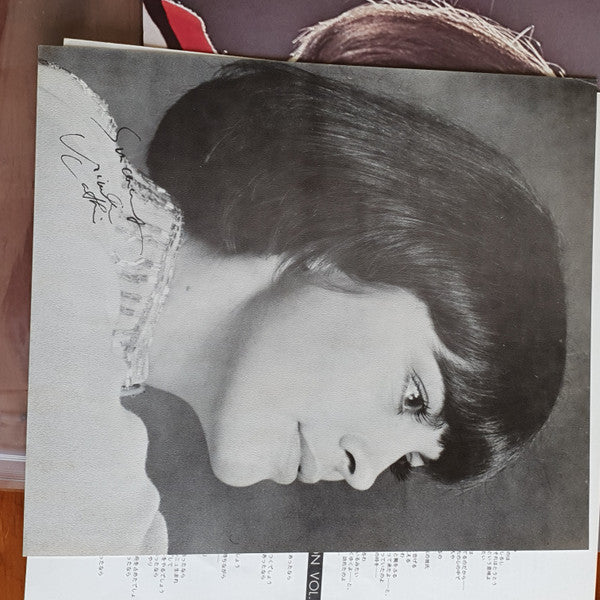 Mireille Mathieu : Golden Collection Vol. 3 (LP, Comp)