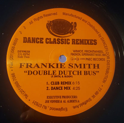 The Tokens / Frankie Smith : The Lion Sleeps Tonight / Double Dutch Bus (12")