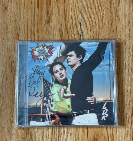 Lana Del Rey – Norman Fucking Rockwell Signed CD Heart Autograph