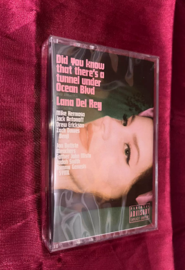 Lana Del Rey - Did You Know That There's a Tunnel Under Ocean Blvd Pink Shell Cassette Tape (UK Version)