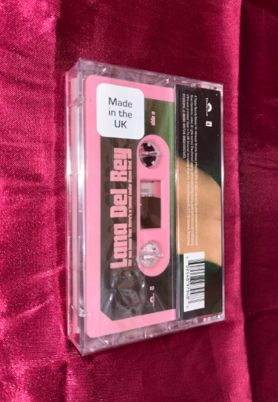 Lana Del Rey - Did You Know That There's a Tunnel Under Ocean Blvd Pink Shell Cassette Tape (UK Version)