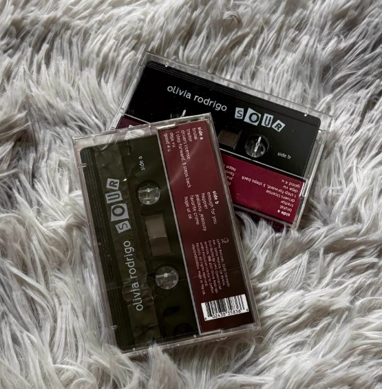 Olivia Rodrigo - Sour UK Limited Edition Cassette Tape (Limited to 1500)