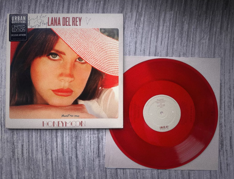 Lana Del Rey - Honeymoon (UO Exclusive Red Vinyl 2LP with Signature)
