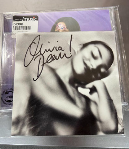 Olivia Dean - The Art Of Loving (Official Hand-Signed Art Card, Original Barcode Packaging Included)