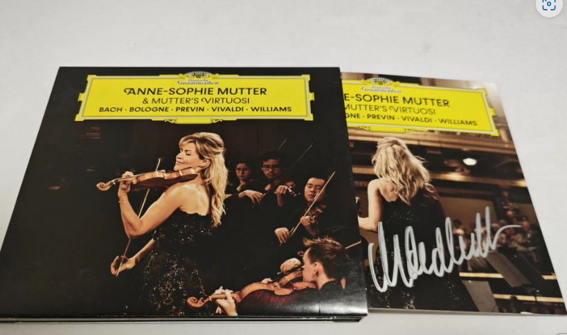 Anne-Sophie Mutter & Mutter’s Virtuosi – Bach • Bologna • Previn • Vivaldi • Williams Signed CD