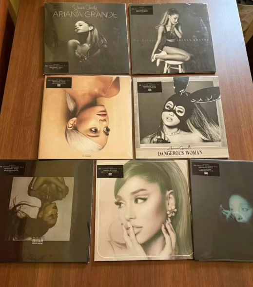 Ariana Grande – 7 Album Vinyl Set Tour / Pop Discography Collection Edition LP
