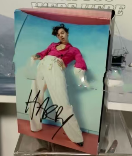 Harry Styles – Fine Line Signed Cassette Set