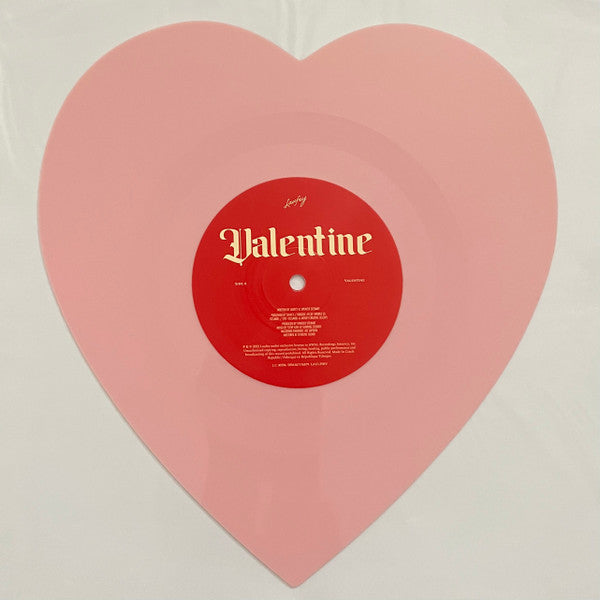 Laufey (2) : Valentine (7", Shape, RSD, Single, Pin)