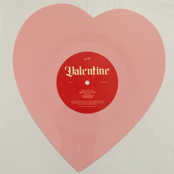 Laufey (2) : Valentine (7", Shape, RSD, Single, Pin)