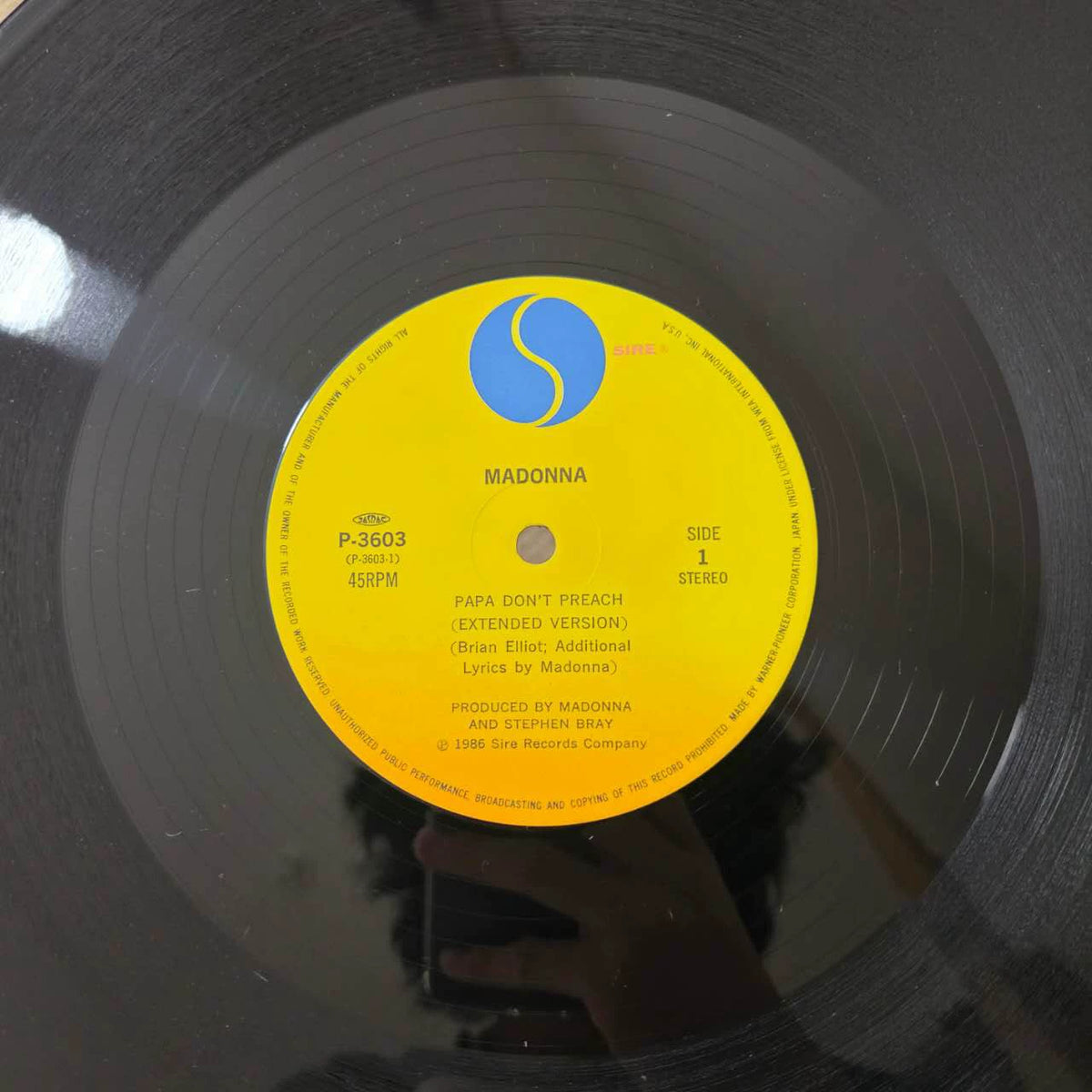 Madonna – Papa Don't Preach – Japan 12-inch Vinyl Single P-3603 with OBI