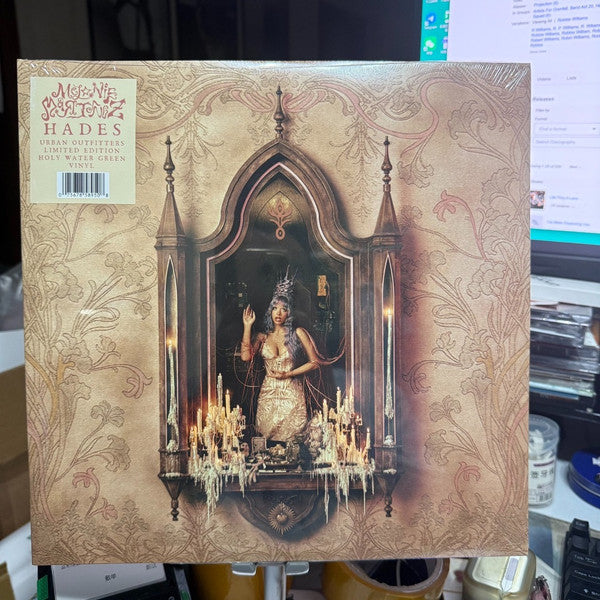 Melanie Martinez (2) : Hades (2xLP, Album, Ltd, Hol)