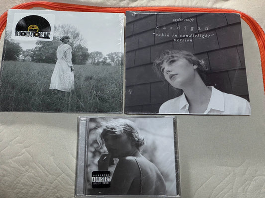 Taylor Swift – Cardigan (Cabin in Candlelight Version) – White 7-inch Vinyl – Sealed