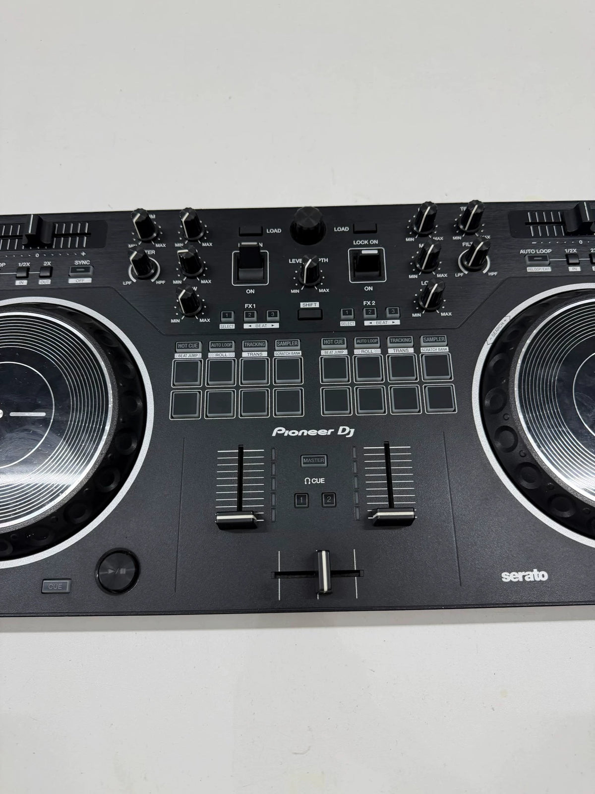 Pioneer DDJ-REV1 – Used DJ Controller