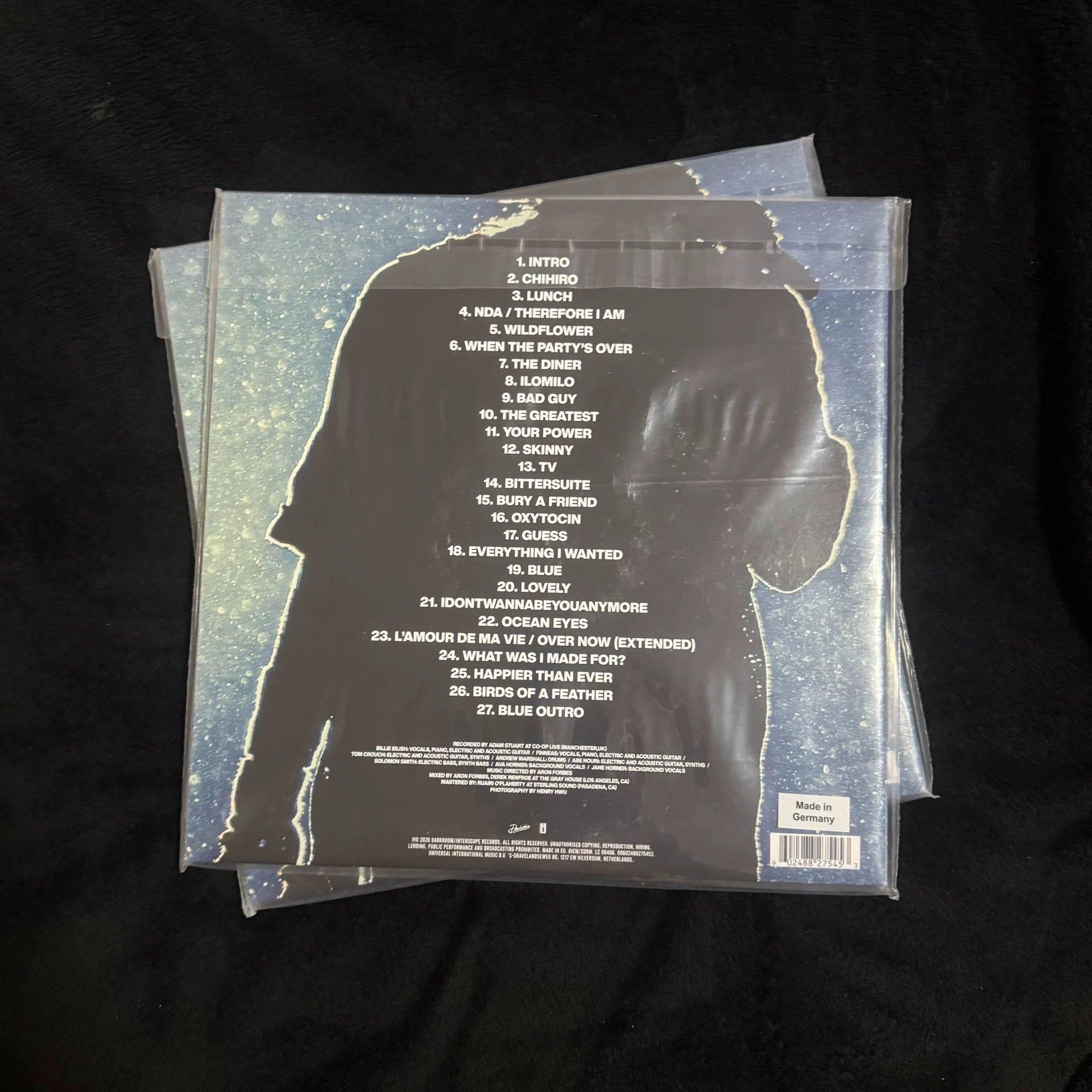 Billie Eilish – HIT ME HARD AND SOFT: The Tour (Live) (Blue / Yellow / Red 3LP)