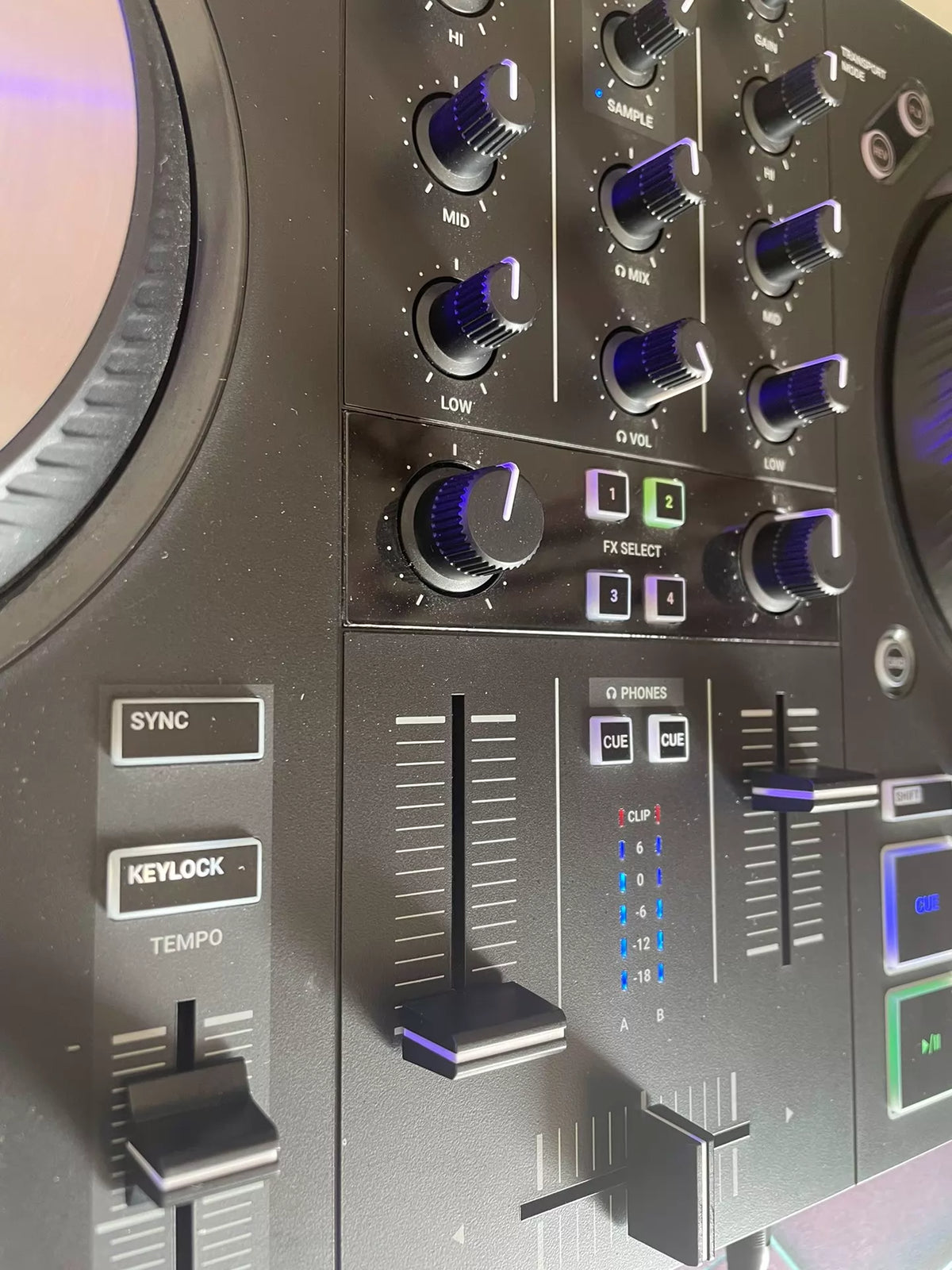 Native Instruments Traktor Kontrol S2 MK3 – Used DJ Controller – actual item photograph 5