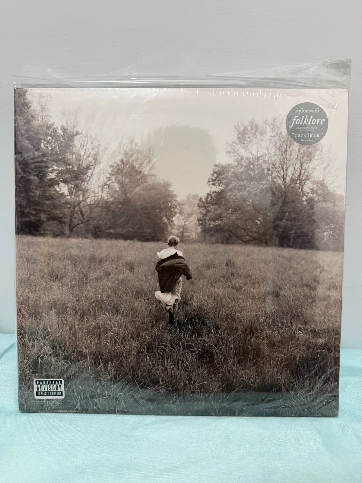 Taylor Swift – Folklore – Complete Eight Cover Vinyl Bundle – detail 2