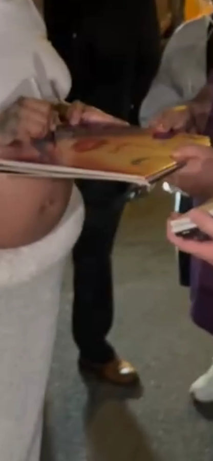 Rihanna – Loud Signed Vinyl with Video Provenance