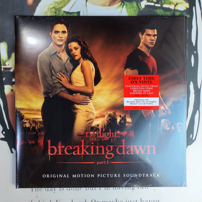 The Twilight Saga: Breaking Dawn Part 1, Red Splatter Vinyl (2LP) – photo 1