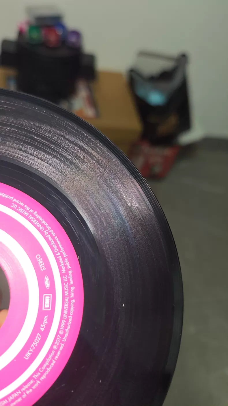 Faye Wong – Eyes On Me – 7-Inch Vinyl Single