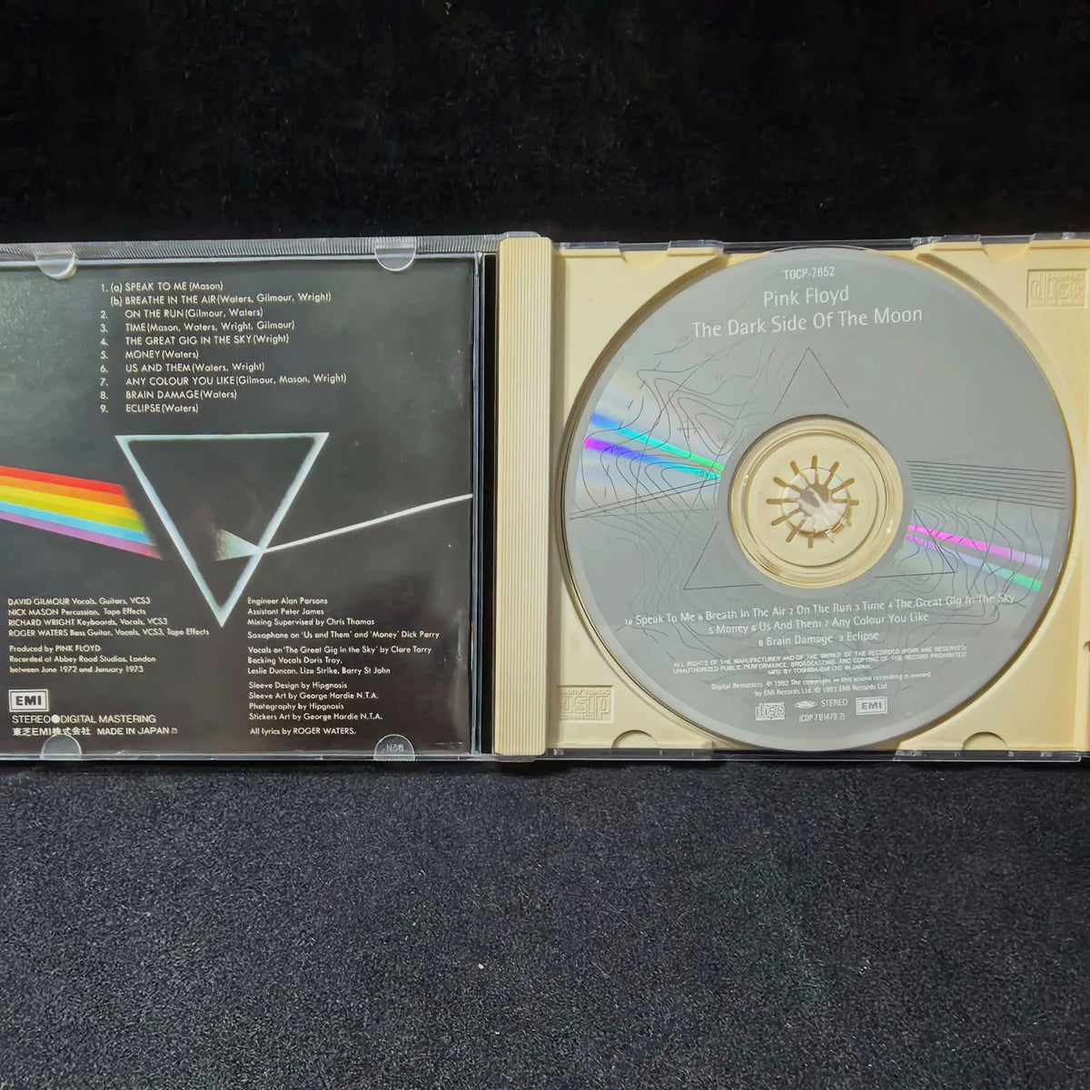 Pink Floyd – The Dark Side Of The Moon – Japanese CD with OBI