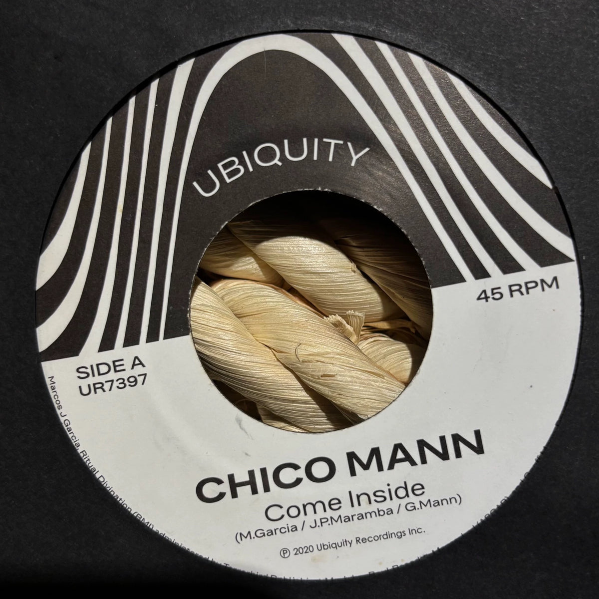 Chico Mann – Come Inside / Sorrow Tears & Blood (7") – photo 1