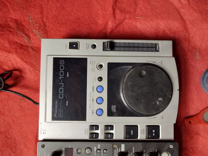 Pioneer CDJ-100S Pair & DJM-400 – Three-Piece DJ Set – actual item photograph 2