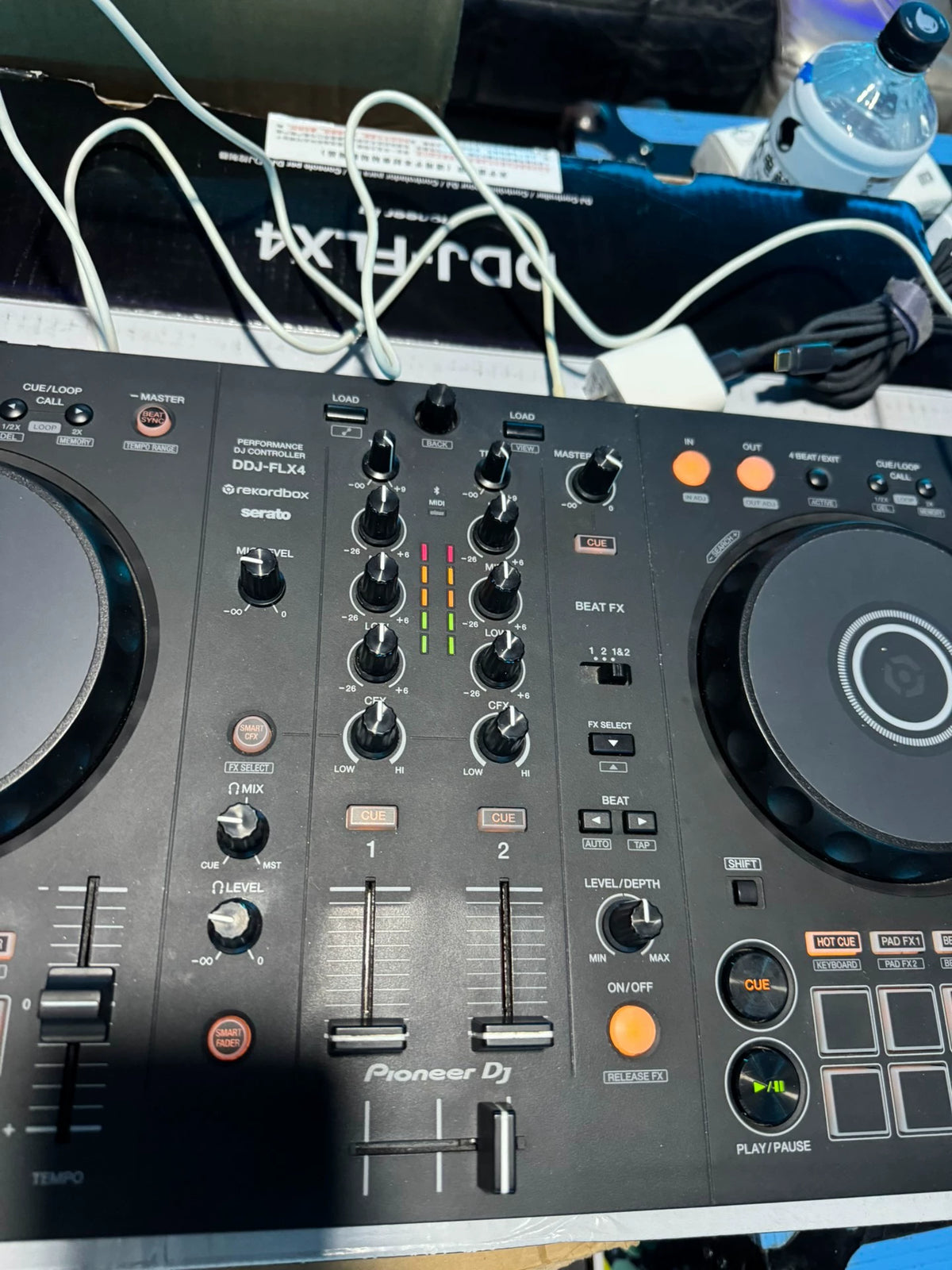Pioneer DJ DDJ-FLX4 – Used DJ Controller – actual item photograph 5