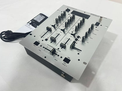 Behringer DX626 3-Channel DJ Mixer 2