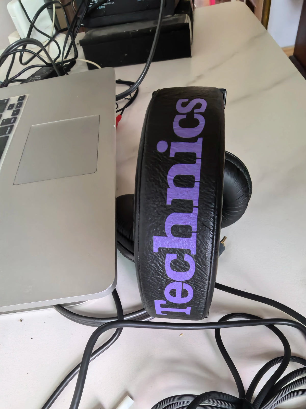 Technics RP-DJ1200 – Purple DJ Headphones – detail 4