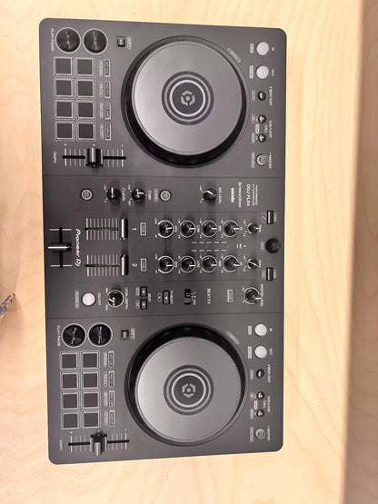 Pioneer DJ DDJ-FLX4 – Boxed Controller, Open Box – detail 4