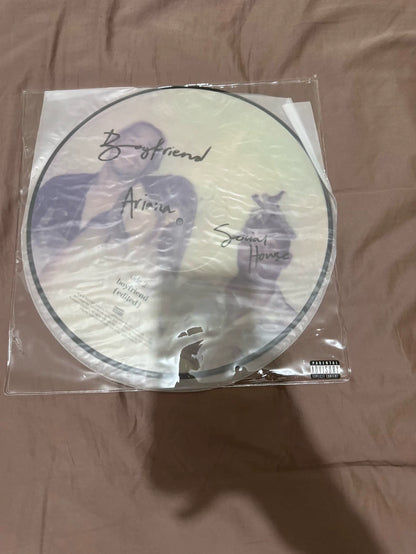 Ariana Grande & Social House – Boyfriend (Limited Picture Disc) (12")