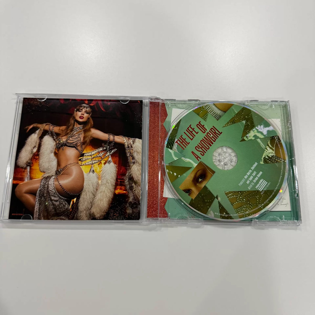 Taylor Swift bundle image 7
