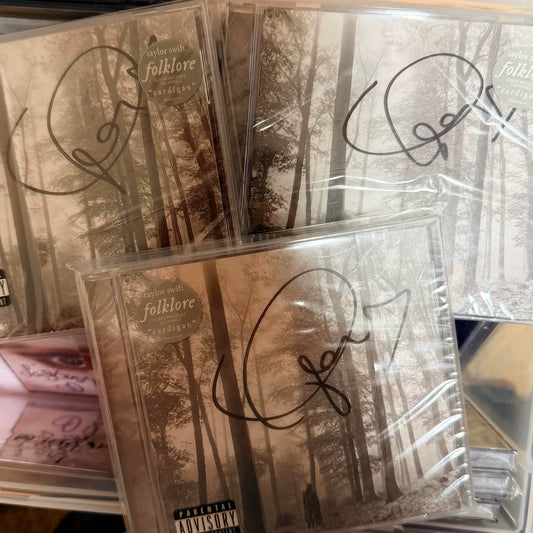 Taylor Swift – Folklore – Signed CD