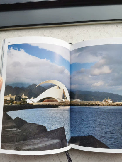 Contemporary Concrete Buildings – 100 Landmark Projects TASCHEN Book — detail 3