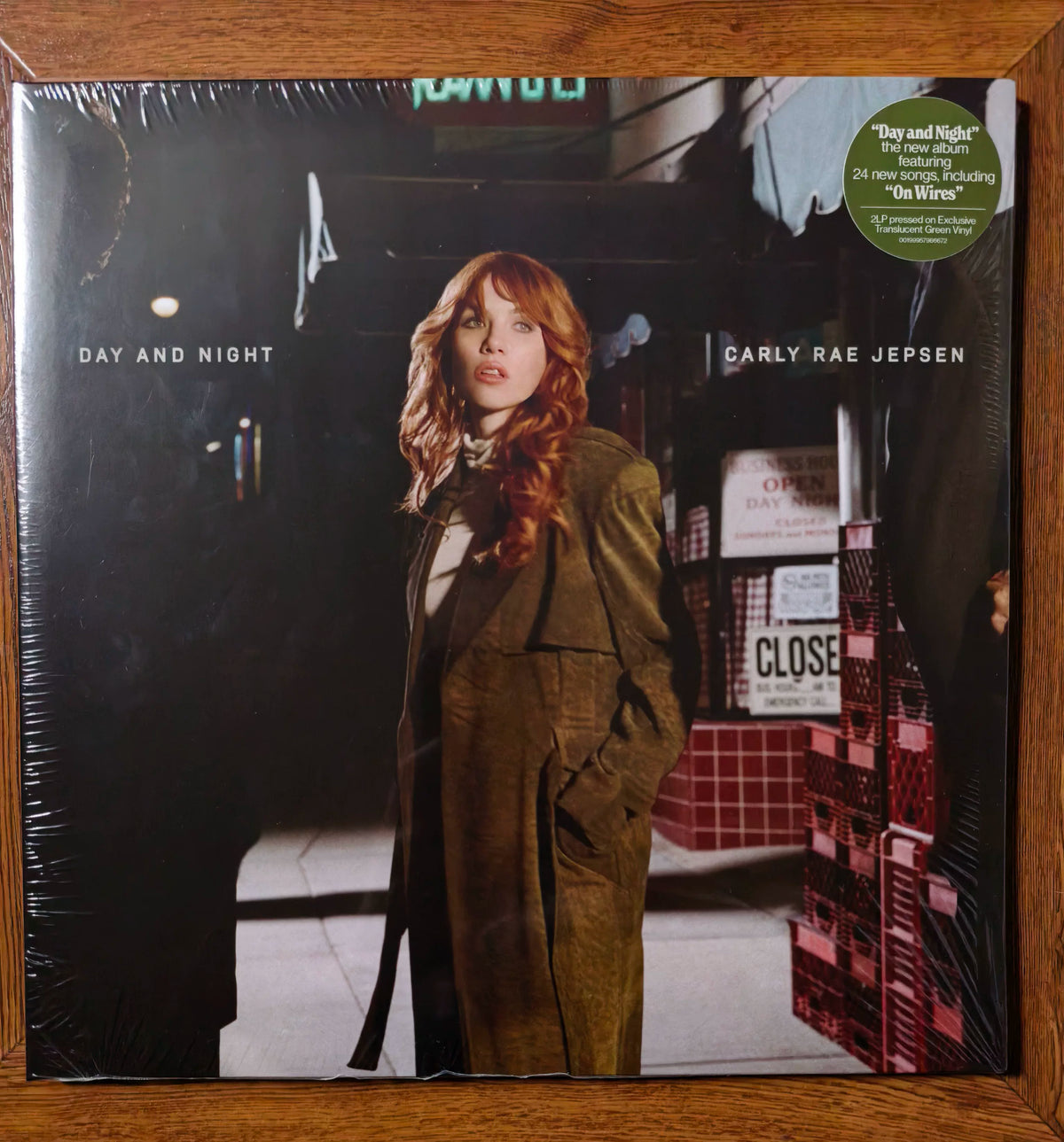 Carly Rae Jepsen – Day and Night – European Green Vinyl 2LP – photo 1